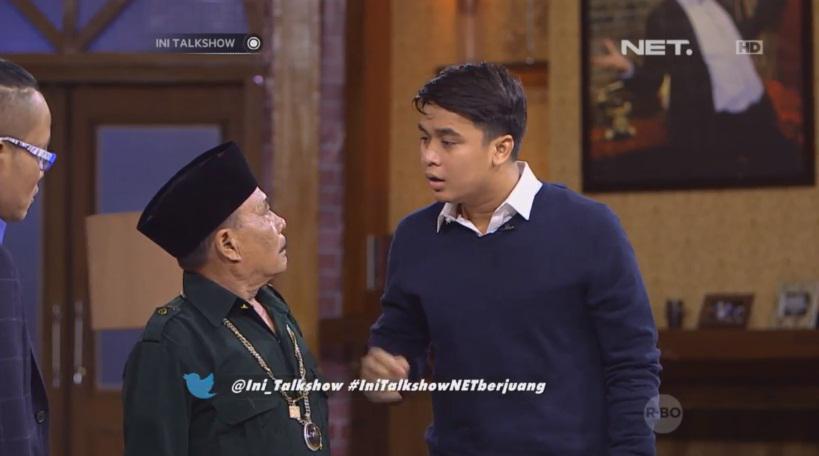 AlisahSagita's tweet photo. "@netmediatama: Seru nih Pak RT dtg bawa ponakannya @bangbily @Ini_Talkshow #IniTalkshowNETperjuangan http://t.co/Km5Iv3GLPz