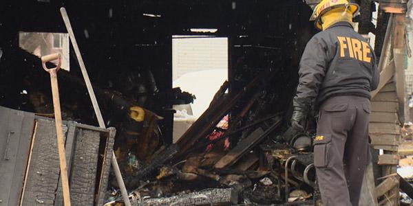 Multiple fires keep <a href="/SaskatoonFire/">Saskatoon Fire Department</a> crews busy New Years' day: glbn.ca/GH81I #yxe
