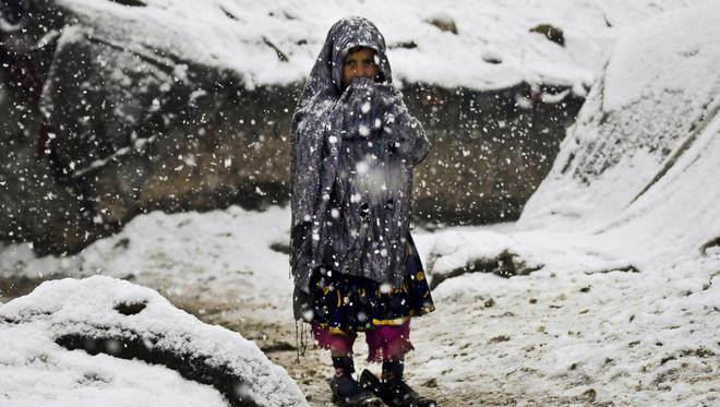 Hanar_Marouf's tweet photo. Please help the #refugees with whatever you are able with! #TwitterKurds #Kurdistan #lebanon #Syria #Kubane #Kurds http://t.co/rzkCKMHJsq