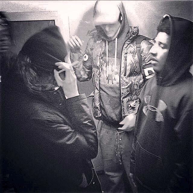 KristoffVernard's tweet photo. @chipsta_ @DJSmokey666
SMOKED OUT IN THE TRAPHOUSE WITH THE MOB OF GODS
#EVILWAVES #KUSHALIENS #USWS #BROOKLYN #NYC http://t.co/zCOa6u6zLj