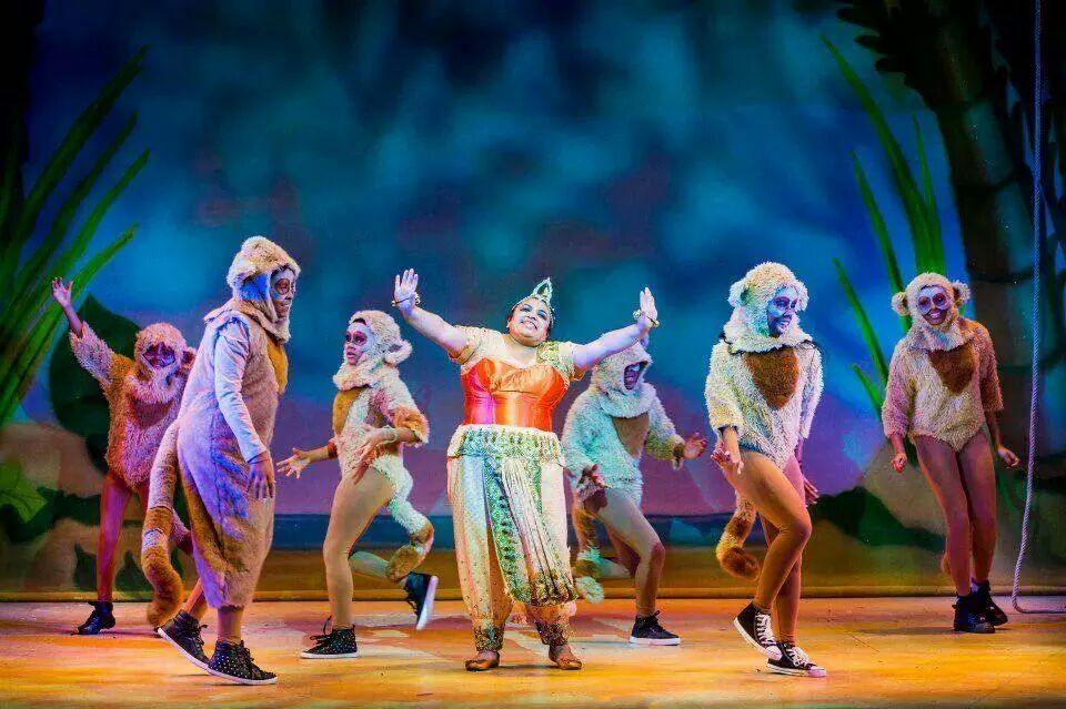 Shara_Read's tweet photo. 3yrs ago today๐ฎ can't believe it #Panto2012 @HackneyEmpire @McKennaSusie @JustThatDancerz and we're still on stage!!๐ญ http://t.co/jl9hDQBGys