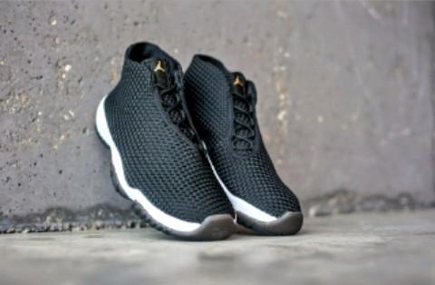 clothesneakers's tweet photo. #Postbadsneakers💎 http://t.co/JdtWHDIgn9