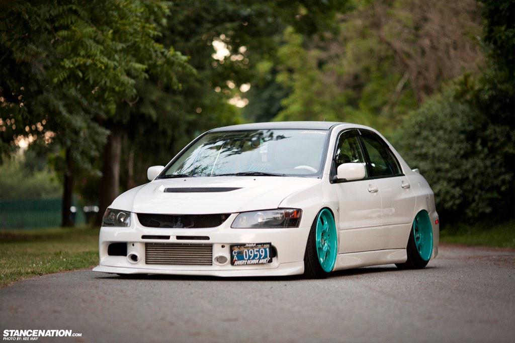 FilthyFitment's tweet image. God this Evo is literally perfect in everyway, shape and form. 😭😍