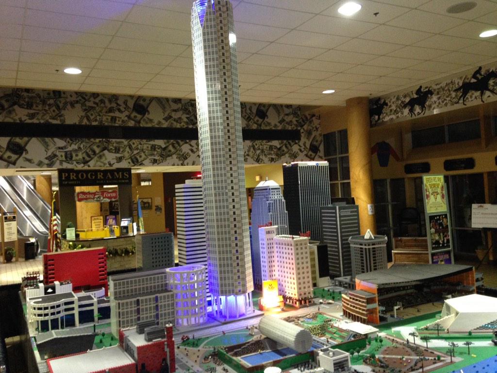 cockyblackguy's tweet image. Downtown #LegoEdition