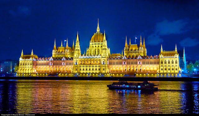 smallbeks's tweet photo. My favorite new destination of 2014 was Budapest. What's yours? #pragueBLOG http://t.co/PPL2eM9NfT http://t.co/o2BrgIqJkb
