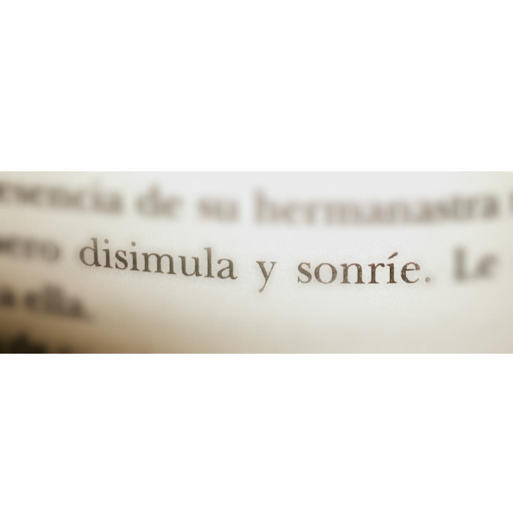 XlANGLOVE's tweet photo. "Disimula y sonríe." http://t.co/Z2X0AaQYwn