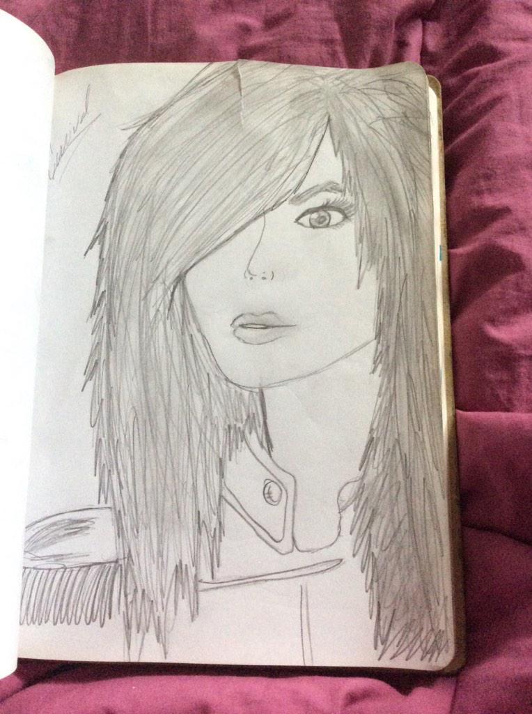 bvbbabe15's tweet photo. @GhostTown @mannythedrummer @itskevghost @itsalixmonster @EvanPearce #canval 👻❤️❤️❤️🎊🎉💃 http://t.co/MQoGzTQI1S
