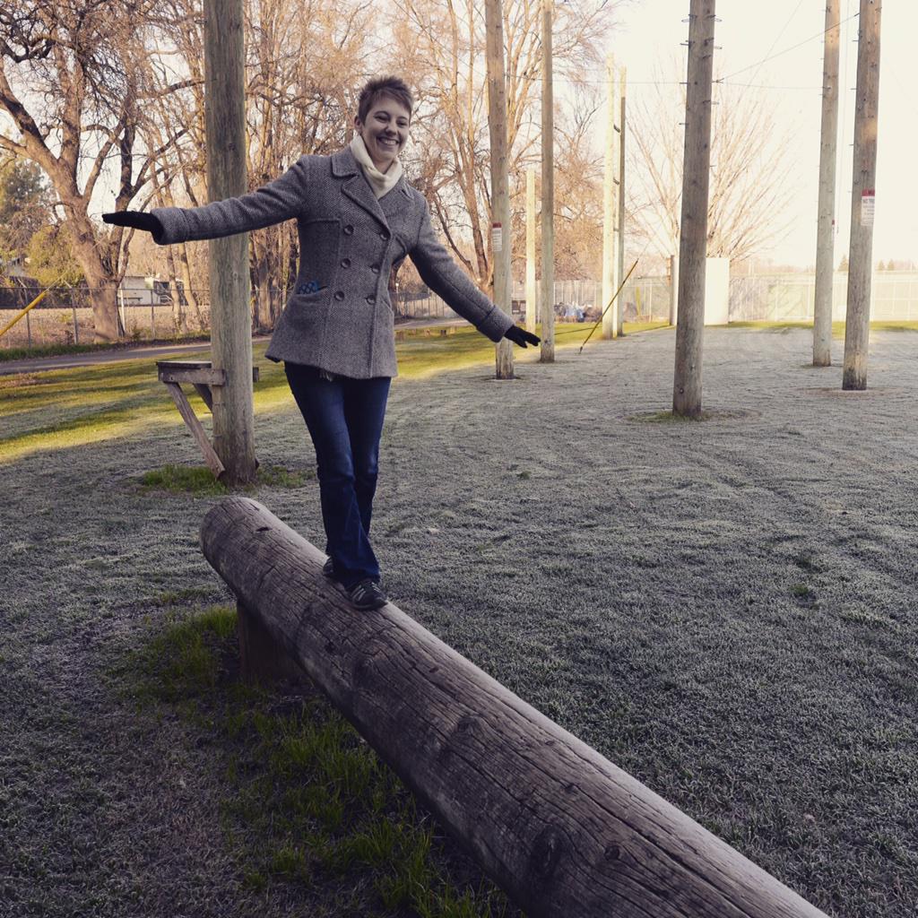 JasonHalley_CSU's tweet image. Adding danger to adventure day @post_kate walks across a balance beam at the #ChicoState ropes course. #emptycampus