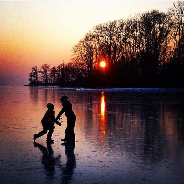 Visit_Blekinge's tweet photo. Det milda vädret är tillbaka. Hann du åka skridskor längs Blekinges kust? #blekinge #sölvesborg #valje #natur http://t.co/i2Bak2Oswi