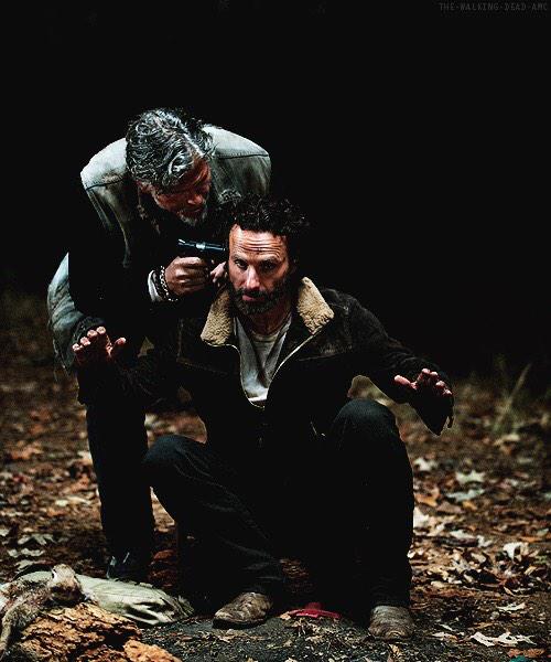 twd_everything's tweet image. #TheWalkingDeadMarathon 
👨🔫👴