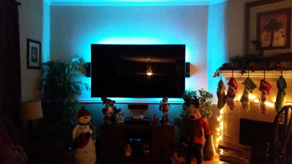 HI101AV's tweet photo. Another backlighting install! Call us to reserve today (817) 913-2080. Dallas, Fort Worth, Midcities. #hometheater http://t.co/MeGX1gYtbc