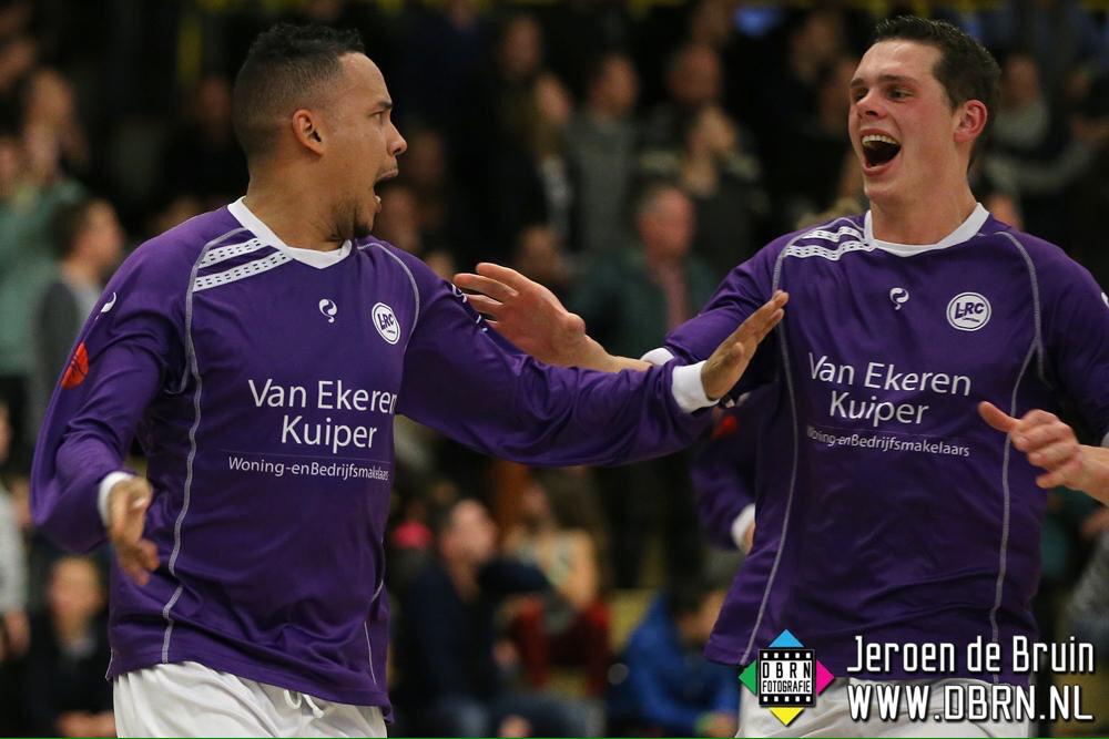 wij wensen alle leden van@vvlrcleerdam@stlrcleerdam een gezond, sportief en enthousiast 2015 en veel succes vanavond