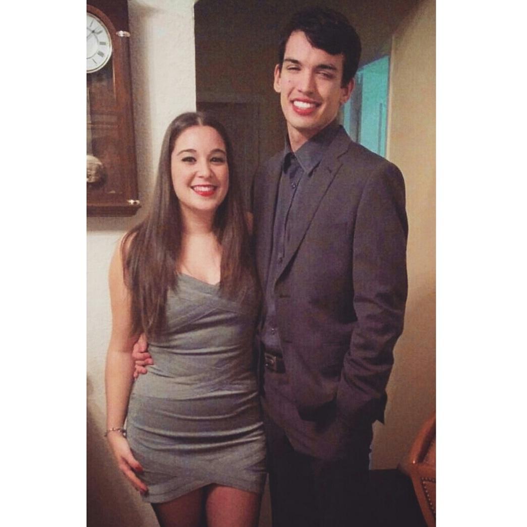 nadiaaura119's tweet photo. Con tan buena compañía da gusto empezar el año 😍❤ @thisisnotypical. #LOVE http://t.co/2gaoBSW2gk