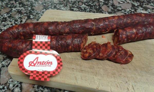 CarniceriaAnton's tweet photo. Como seguro que 2015 será un año lleno de sabor, os invitamos a que probéis el de #CarniceríaAntón :) http://t.co/mF7iueIXEE