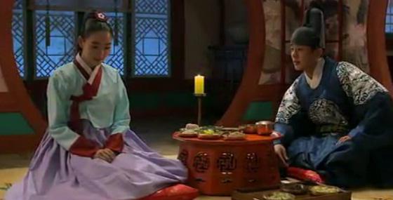 putriamalia729's tweet photo. "@IndosiarID: Apakah Raja Sukjong akan mengkhianati Ok Jung? #DramaKoreaIndosiar pkl 15.30 WIB http://t.co/TBhJFtqC2T"