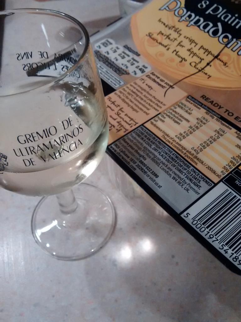 Sophia_Moseley's tweet photo. Champagne in my dear old dad's Spanish wine glass with poppadoms and curry cooking.
#MultiCulturalDinner http://t.co/2I8fWfgXXI