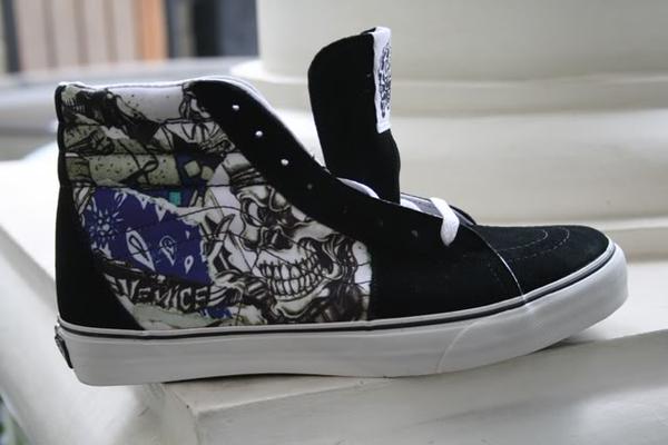 <a href="/Rushjakarta/">Instag @RushJakarta</a> <a href="/VlackStore/">IG : VLACKSTR</a> Vans SK8 Hi x Suicidal Tendencies | Size 8 US (BNIB) | check favorites for order
