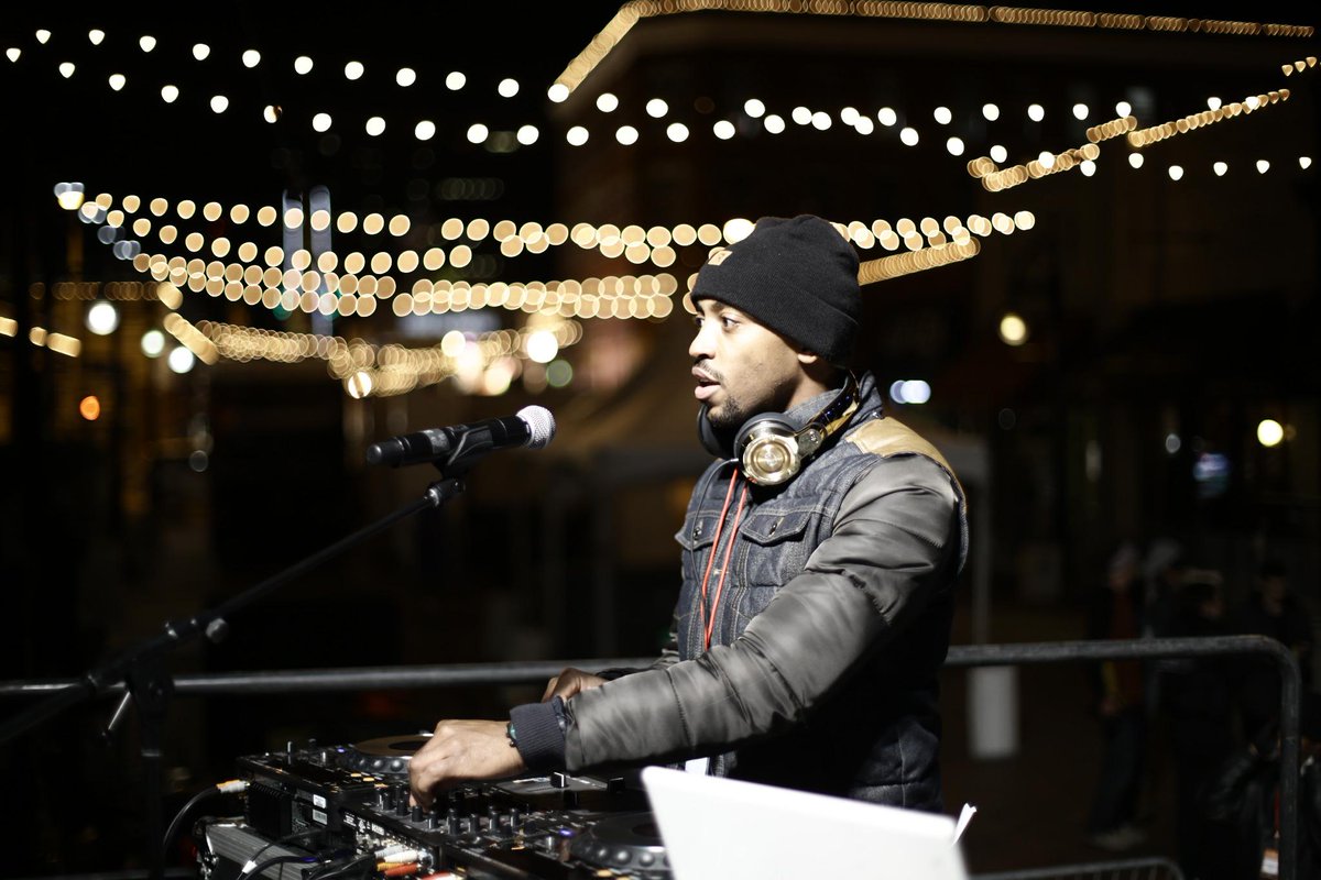 Adventures Of Not Being Famous tweet media