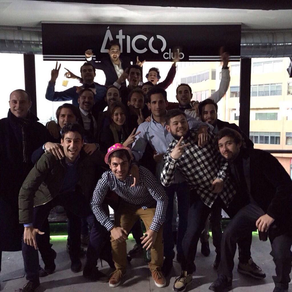 Ya recuperados del #fiestón de #FinDeAño 🙌🙌💃💃 Gracias a todos porque fue la hostiaaa!! Hoy os esperamos a las 23:30h