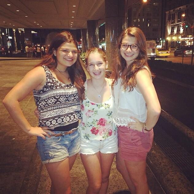 HAPPT BIRTHDAY <a href="/samanthasarfaty/">Sam</a>!HAVE THE BEST SWEET 16 EVER COUSIN! Looooove you