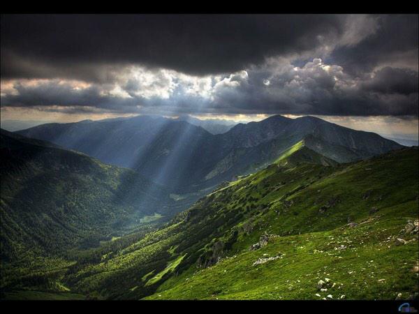 c_LOUD_s's tweet photo. storm clouds be rollin in http://t.co/YbqMK9bXHF