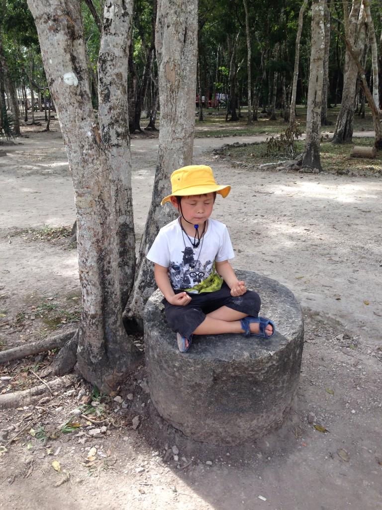 uksammyk's tweet photo. @JensClass 'Mayan ruins are so cool that you would want to take a field trip there but we can't climb up it' Vincent http://t.co/MWZcQlrMaq