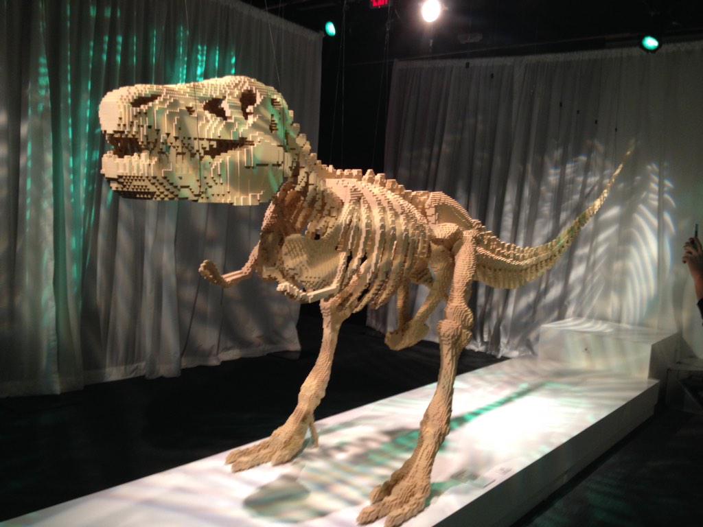 PeterDEdmonds's tweet image. Dinosaur skeleton, by Nathan Sawaya, made with 80,020 Lego pieces! #BostonBricks