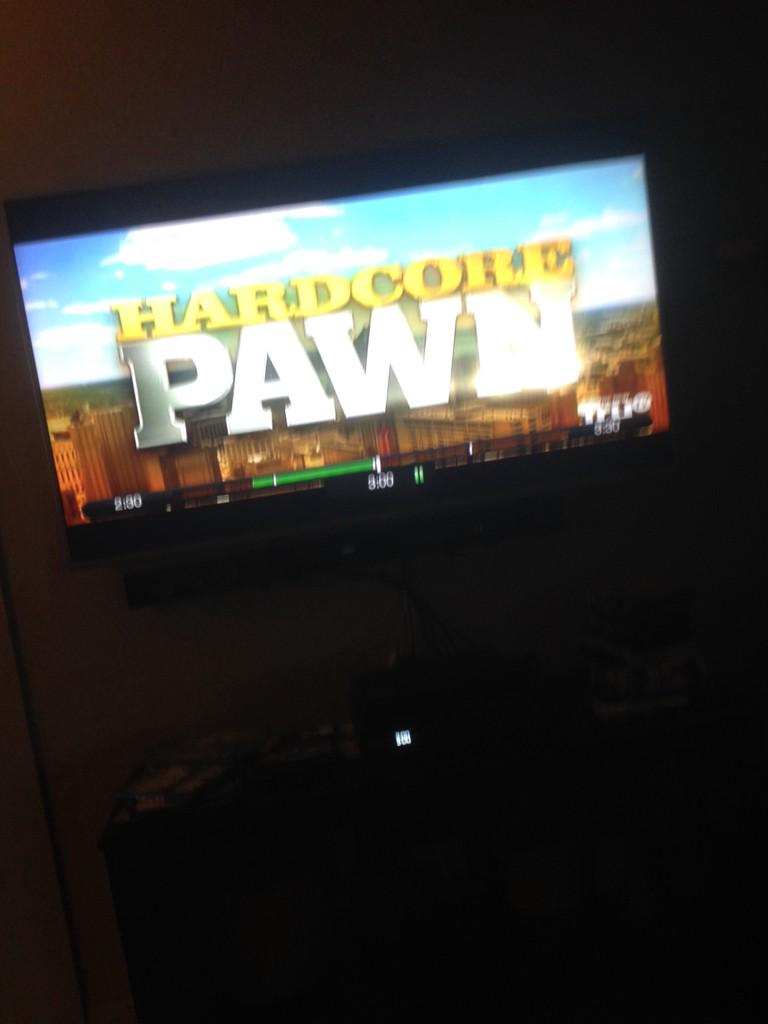Little bit of basketball then sitting back for some hardcore pawn #hardcorepawn #basketball #KDL #justdoit