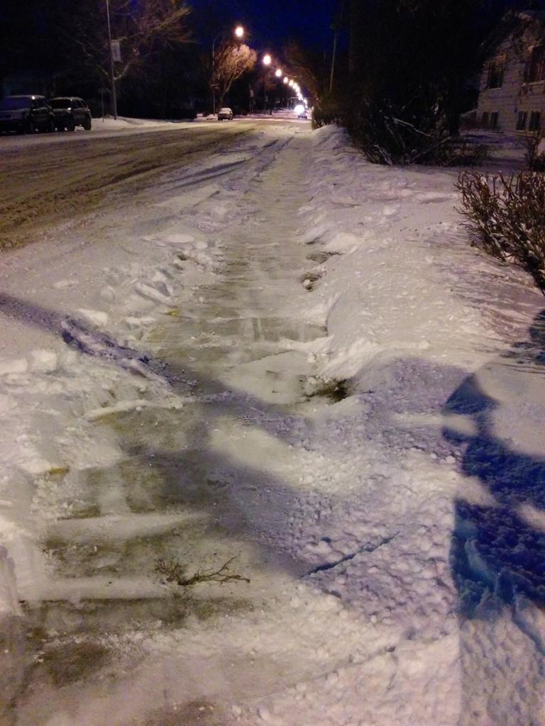 Off work Friday evening with enough time to shovel #cityowned @CityofLacombe  sidewalks #bylaw obeyed