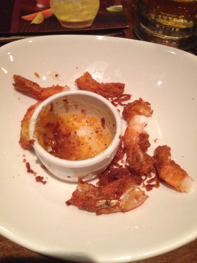 saanderson3's tweet photo. Free coconut shrimp! #thanksmelvin @BadgerFootball @B5Q http://t.co/DhWRLNK2ad
