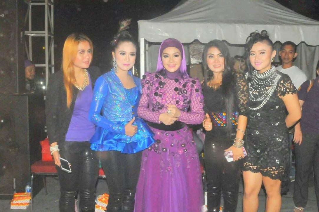EdySugioto's tweet photo. Artis sonata bersama iyet bustami in paser buen http://t.co/fk1mYiSTNJ