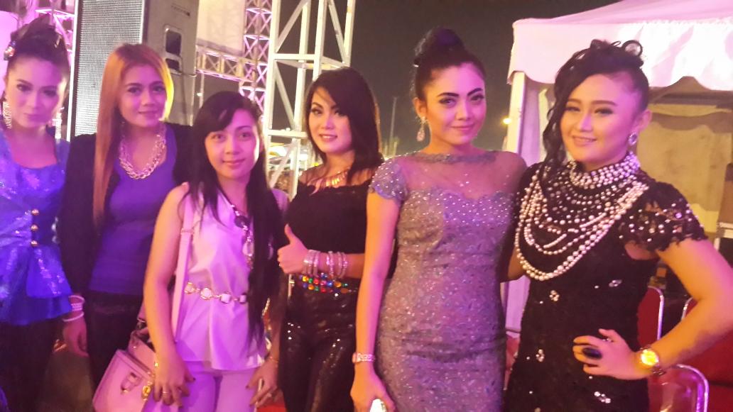 EdySugioto's tweet photo. Ibu bella bersama anak buah artis sonata... http://t.co/4Io42YZo60