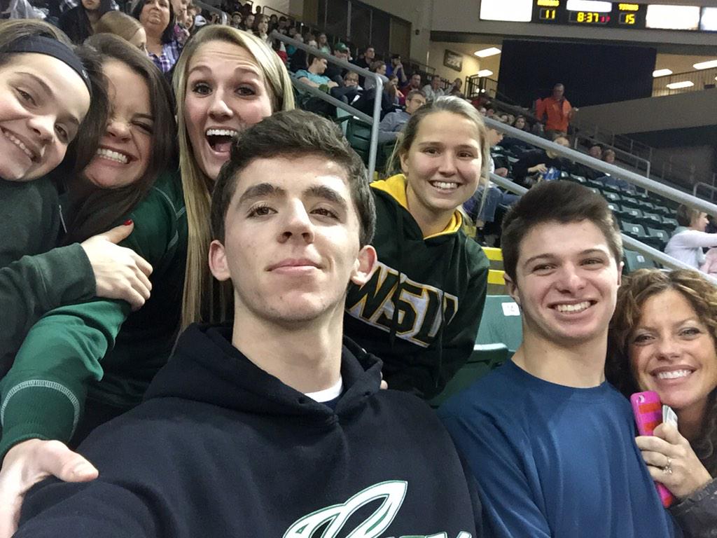 HallePyle's tweet image. fourth time in a row not being on the board even tho we sent it in... #RaiderUp #salty #butitsokay #Grant13