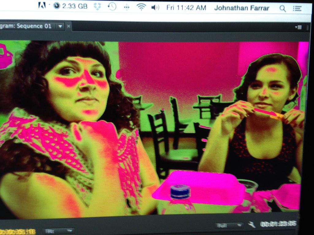 Forged_Media's tweet photo. Was color correcting with curves and decided to have a little fun!!! #aliens http://t.co/9dYaAVw6bl