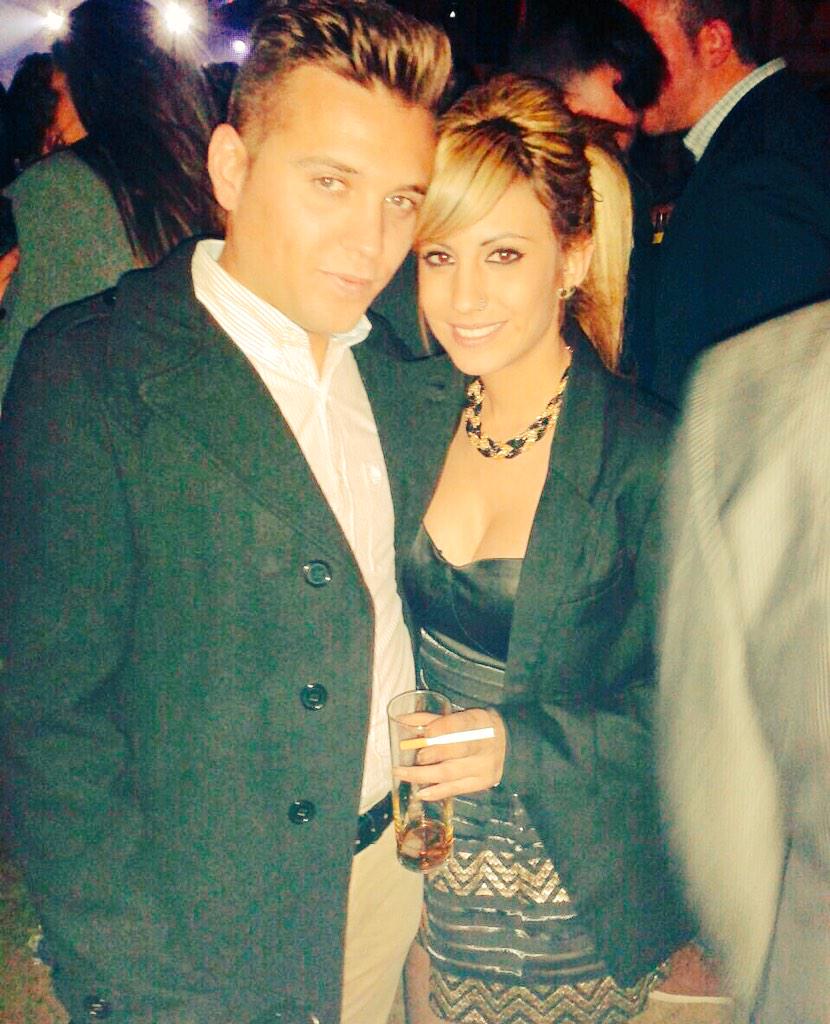 anaiis1992's tweet photo. Buenisisimas noches!😘😘😘 http://t.co/t0VCyGGRMv