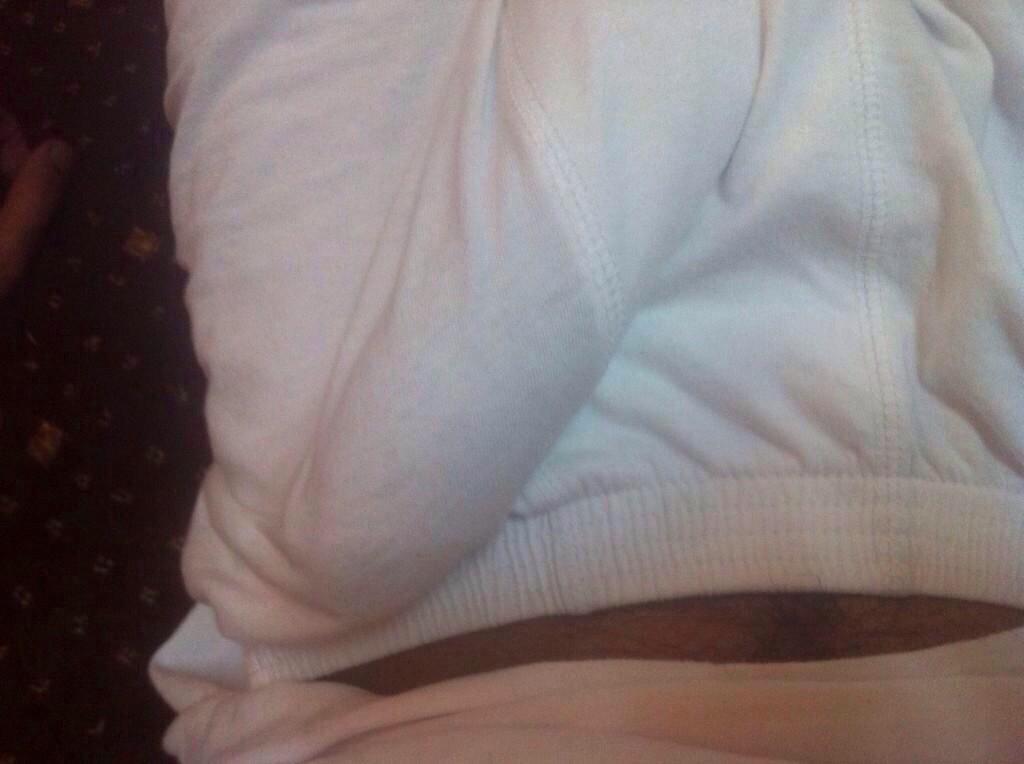 sexy_wer's tweet photo. مشتهي وبقوة #سكس #كسكوسي #كس #نيك #الريض #الشرقية http://t.co/1YBWXb5ice