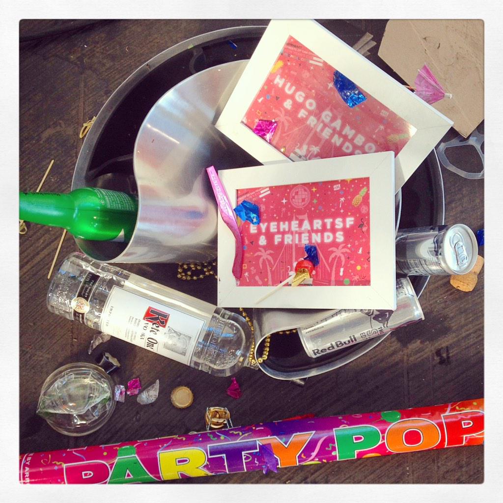 onemikefitz's tweet photo. The aftermath. @EyeHeartSF #streetsofsfnye http://t.co/F9wr0Ravdp