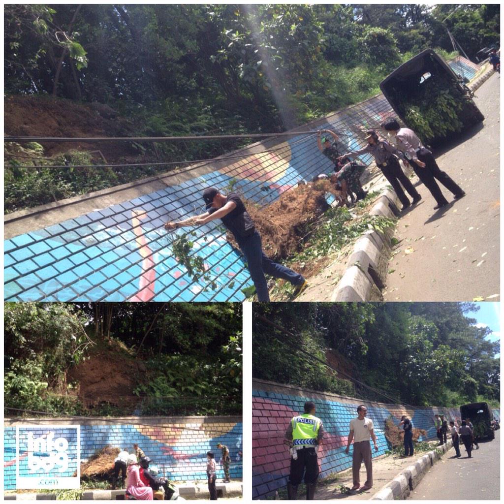 infobdg's tweet photo. #BreakingNews 11.10: Longsor kecil di Babakan Siliwangi, sdh ditangani oleh pihak kepolisian dan TNI http://t.co/M5OJgvvz56