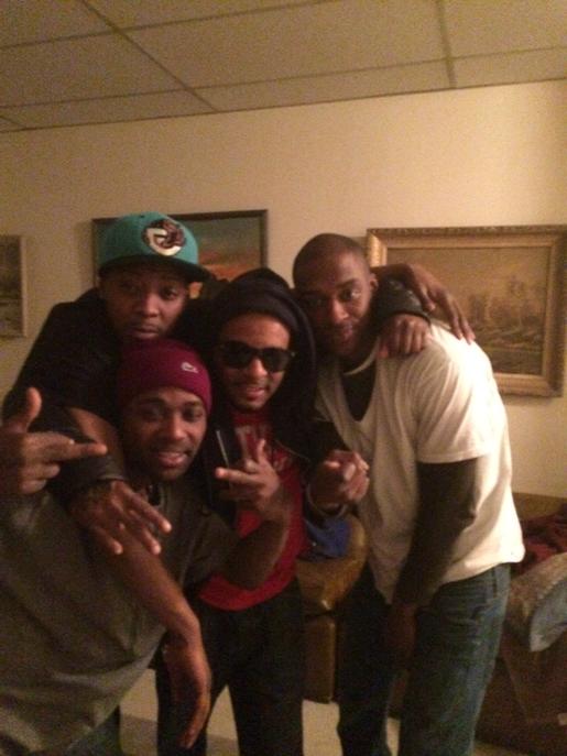 CutSaunders's tweet image. 