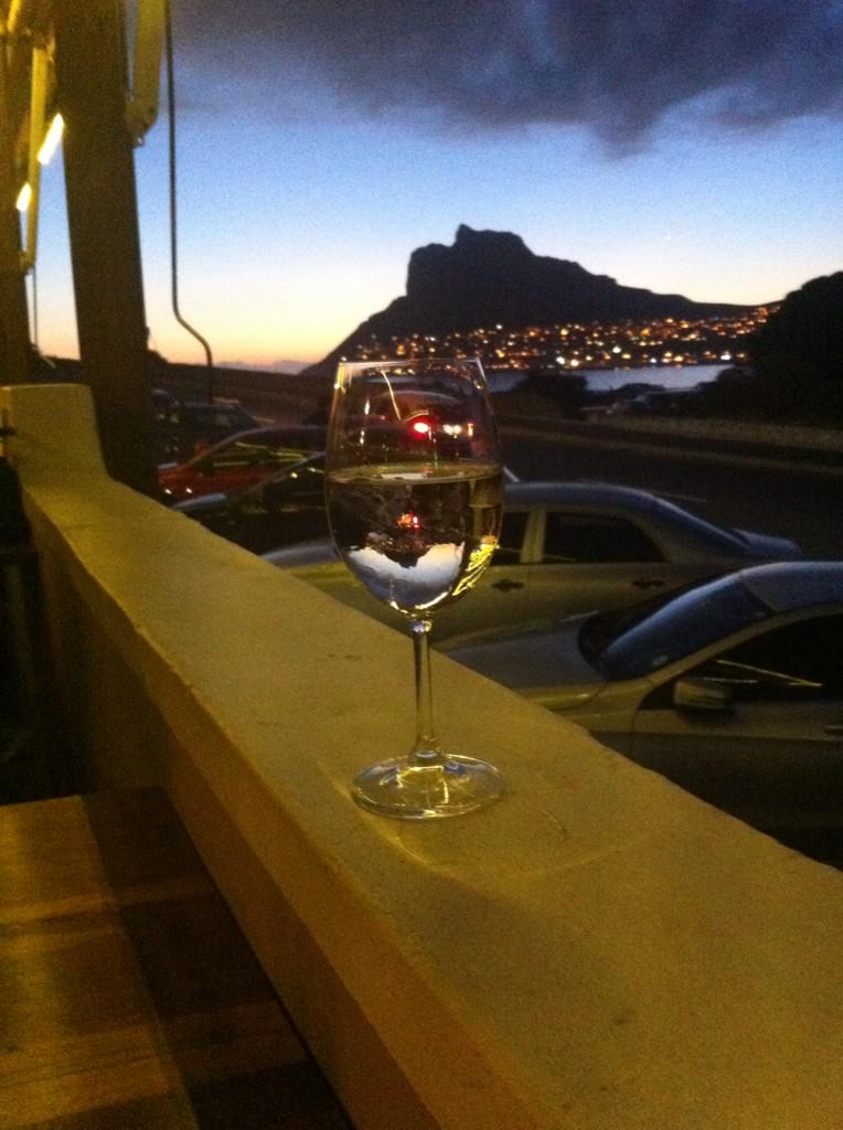 nicci_sa's tweet photo. Hout Bay #sunset #summerincapetown http://t.co/25T5cw5SKB