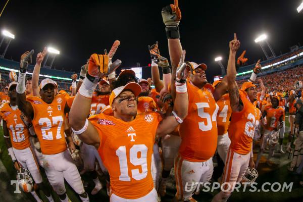 Vol_Football's tweet photo. #VolNation is always #1 http://t.co/kuTgL4NABN