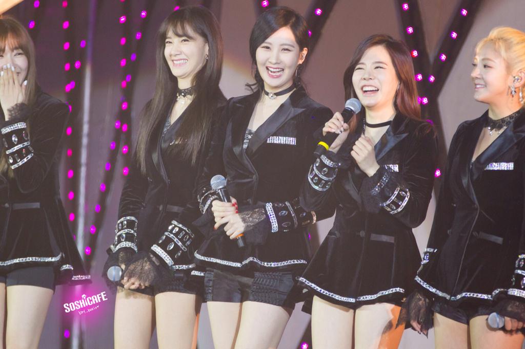 soshicafecom's tweet photo. 150104 SNSD 1st Fan Party in Guangzhou (34 Pics + 1 Fancam) http://t.co/faAT1NyYJo sorry for LQ ㅠㅠ 
To be continued.. http://t.co/Z7Wpk7vJsi