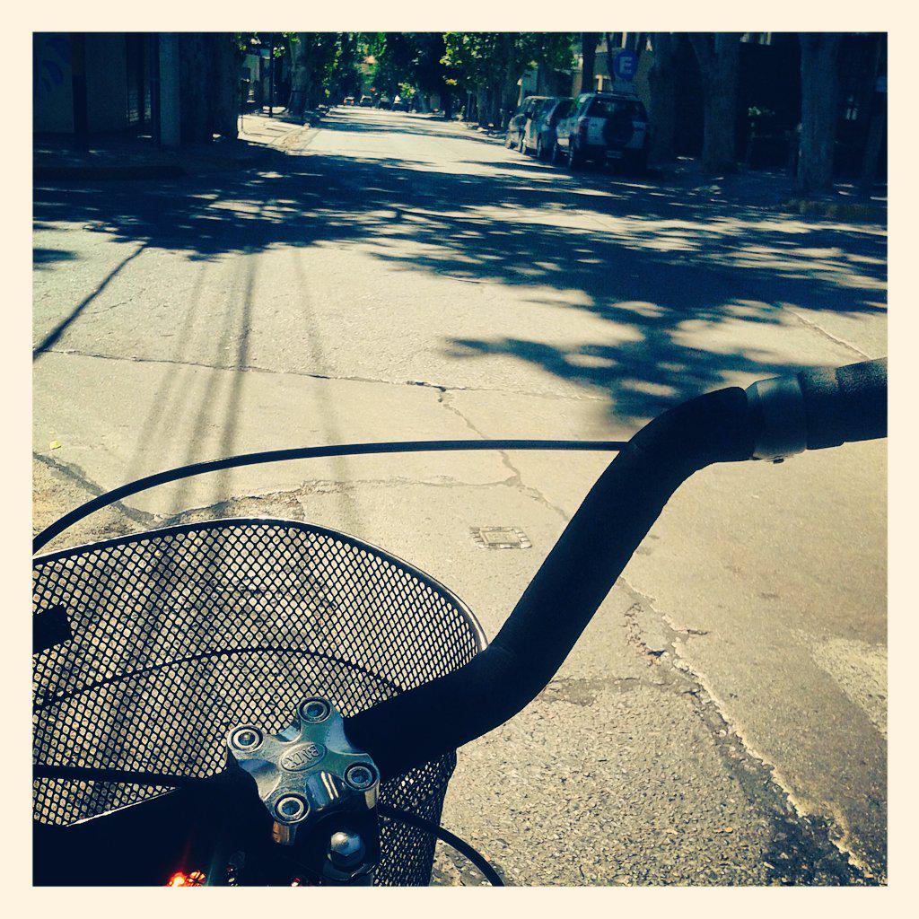 Vivo en Bombal Cañitas