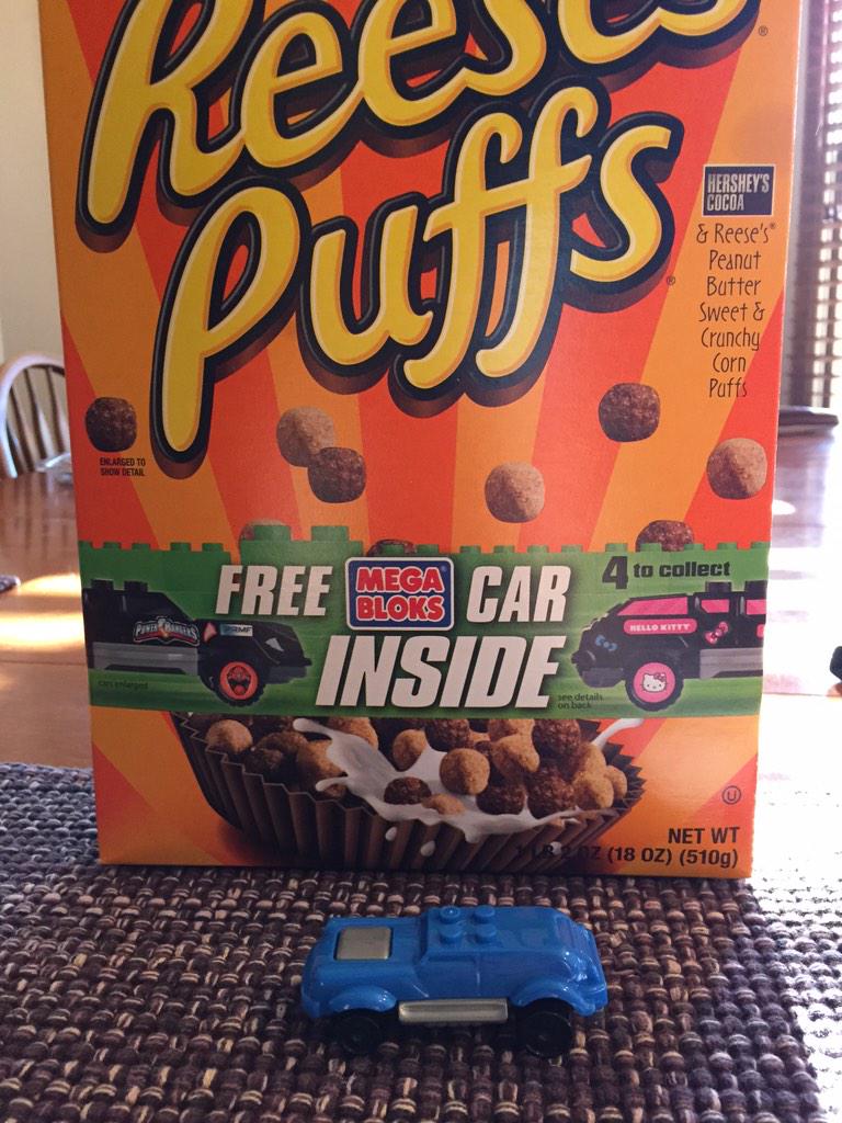 mattwatersmusic's tweet photo. This was an amazing way to start my day. #toyinside #reesespuffs 😏 http://t.co/xpR2nCaqxL
