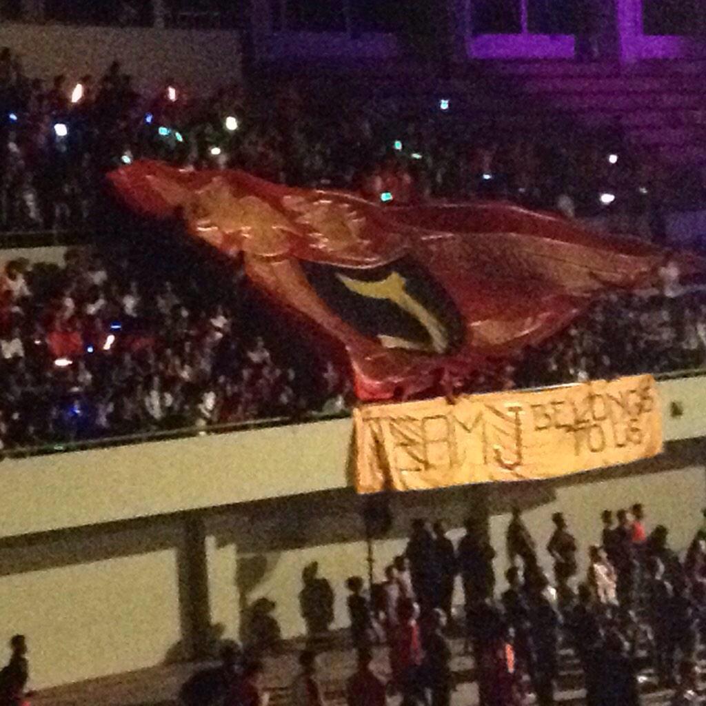 JKT48JOGJAFC's tweet photo. #TeamJDefenderYK RT @bebyJKT48: Aku liat! Makasih banyak Jogja buat bendera tim J~
Dukung aku, tim ku, dan JKT48 👍 http://t.co/xuD6yJakym
