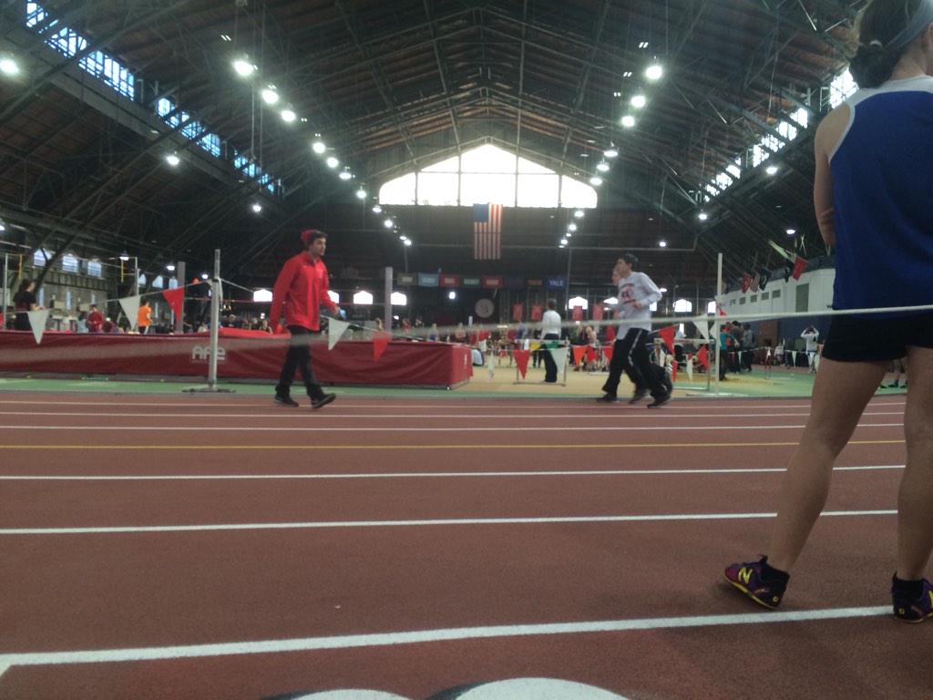 justfkinrun's tweet photo. Tweeting at you live from Cornell Invy! http://t.co/lJ2I7327Lr