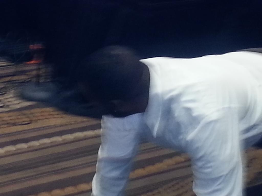 djohnsonross's tweet photo. #BridgeEdu scholar Mitchell doing pushups at #AASLE2015 w @DonnaRJoyner @WesMoore1 @soontobedrB http://t.co/omD6z9txbe