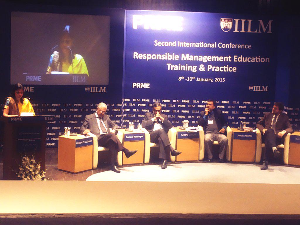 Nidhi_IILM's tweet photo. Dr.Smitha Girija,Director @IilmInstitute concluding the 3 day Conf #IILMPRME2015 @PRMESecretariat @globalcompact http://t.co/OOD7FWenzu