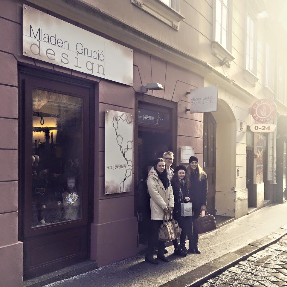 Postali smo bogatiji za još jedno prijateljstvo! :) Proveli smo jutro u Mladen Grubić Art Jewellery! :) #artjewellery
