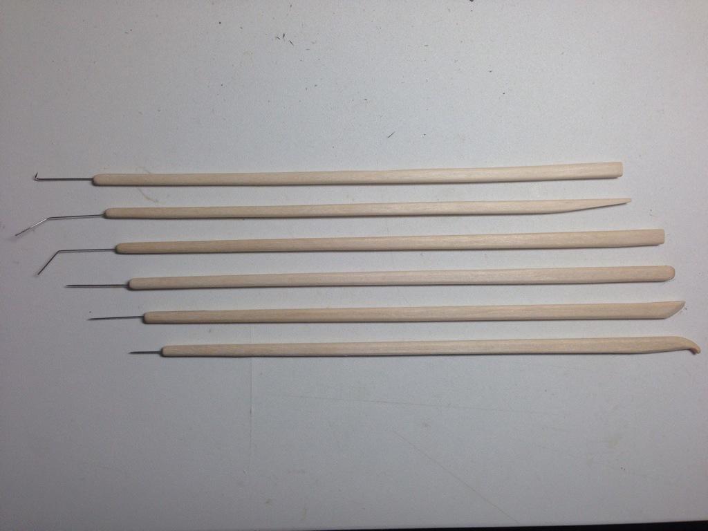 柄付き針を作成した。割り箸をベースにサクッと作ろうと思ったが